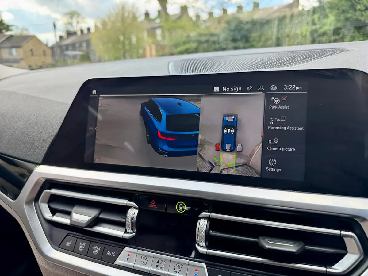 2021-bmw-3-series-20td-320d-sport-touring-5d-big-28