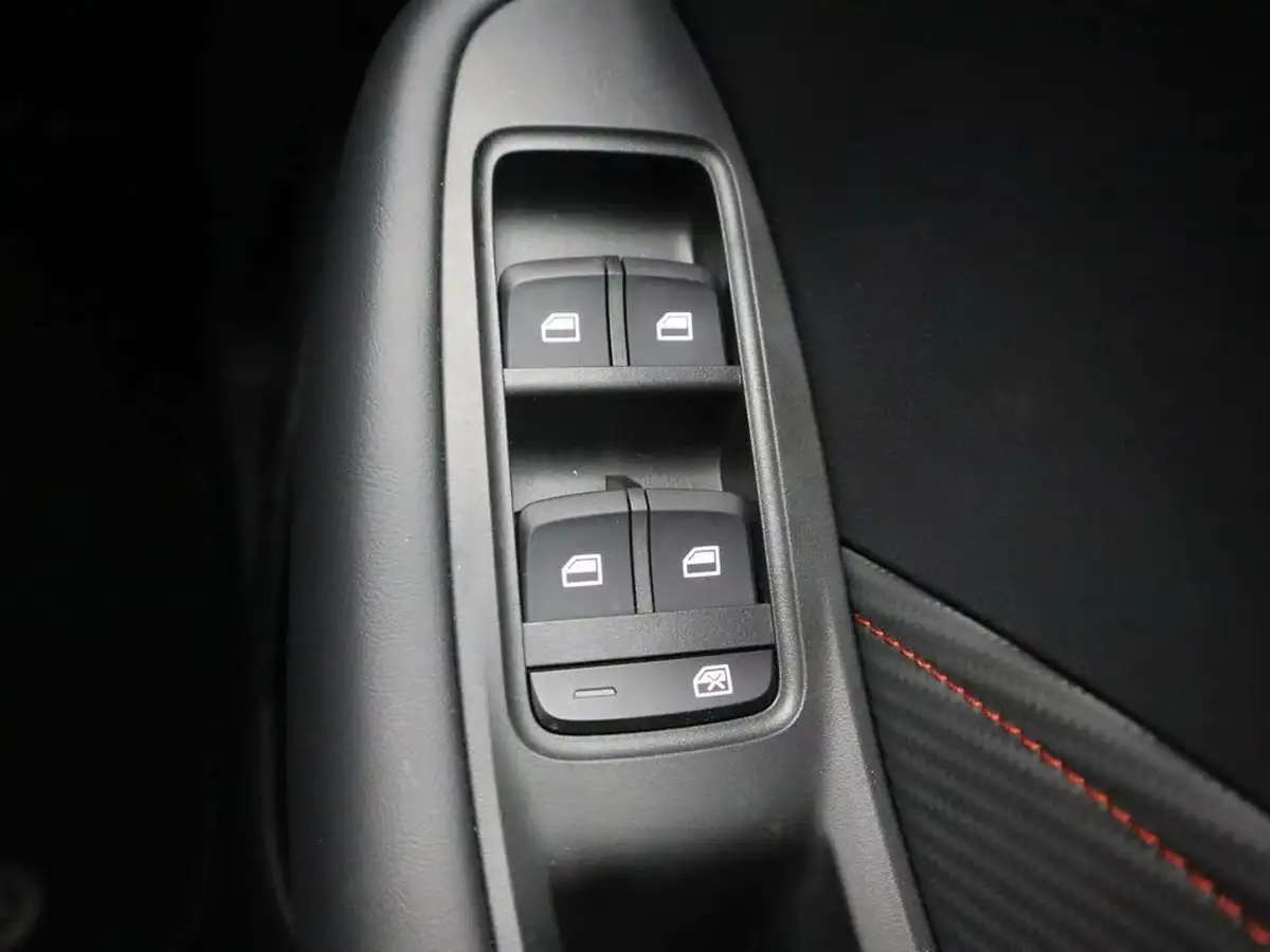 2024-mg-zs-suv-e-trophy-connect-ev-176ps-big-25