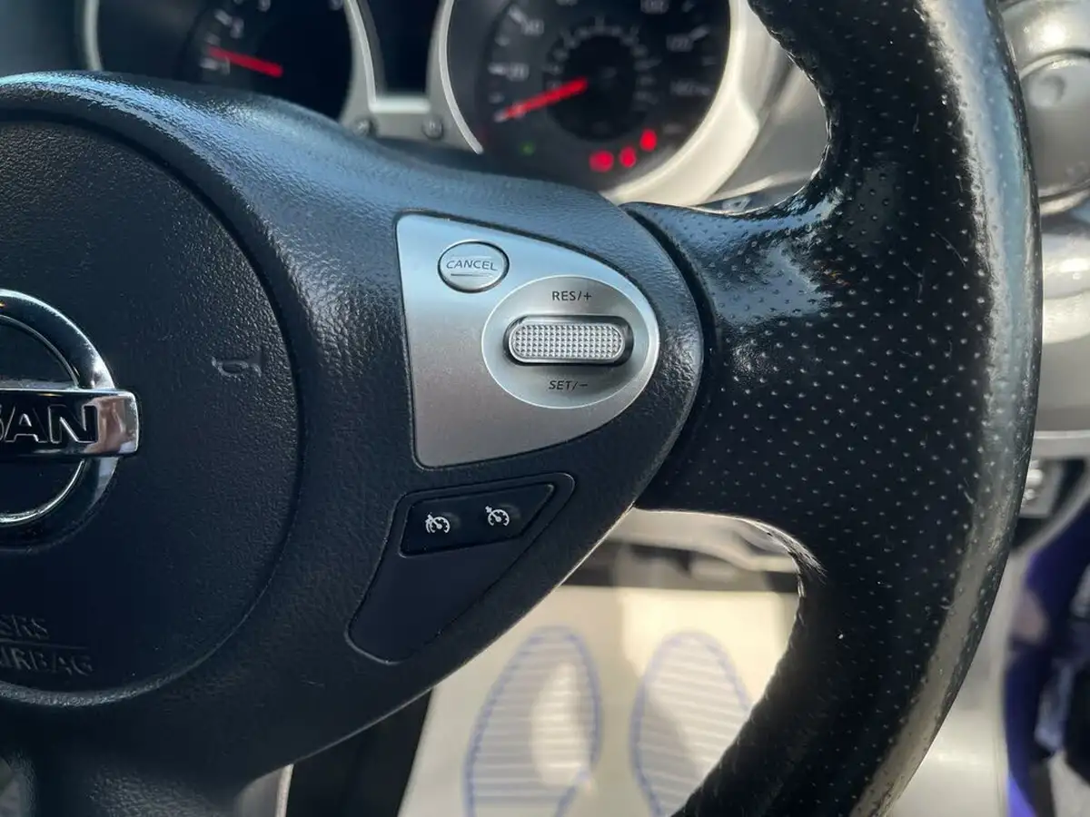 2015-nissan-juke-16-tekna-117ps-1598cc-xtronic-cvt-big-16