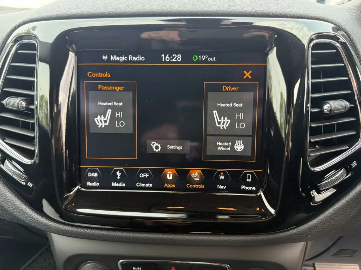 2020-jeep-compass-20multijet-ii-limited-168bhp-auto-big-30