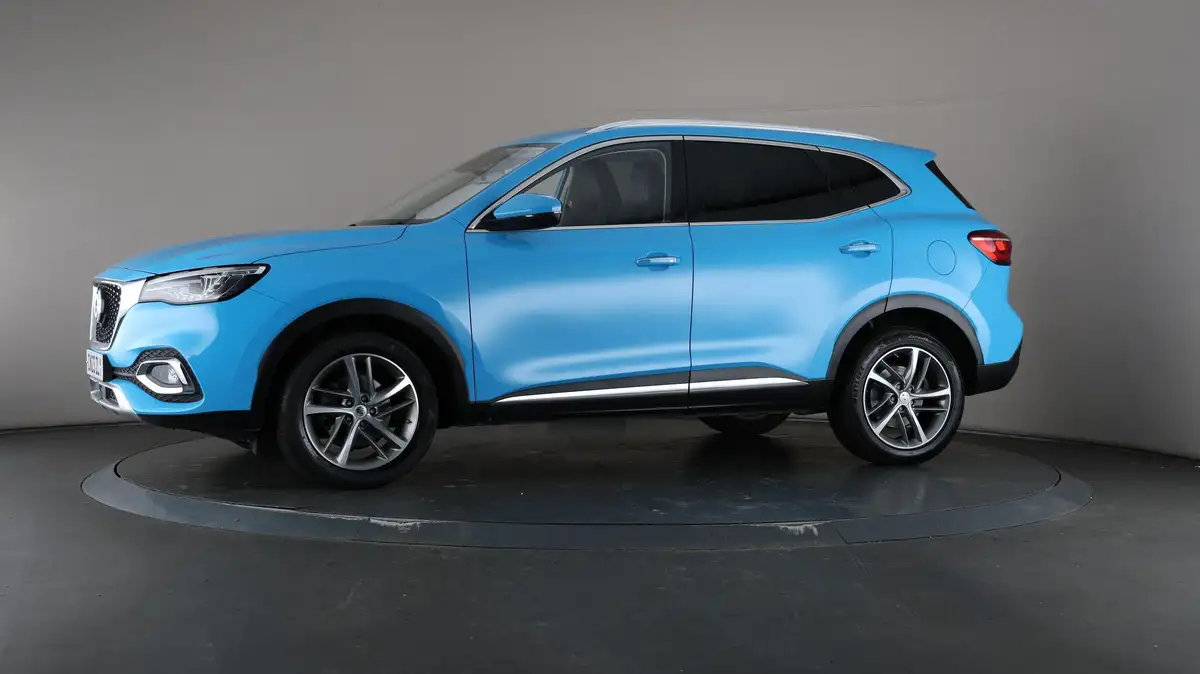 2023-mg-hs-15t-gdi-exclusive-162ps-dct-big-32