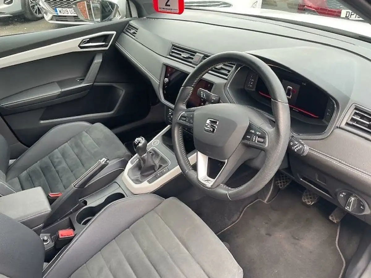 2019-seat-arona-10-tsi-xcellence-lux-ss-big-18