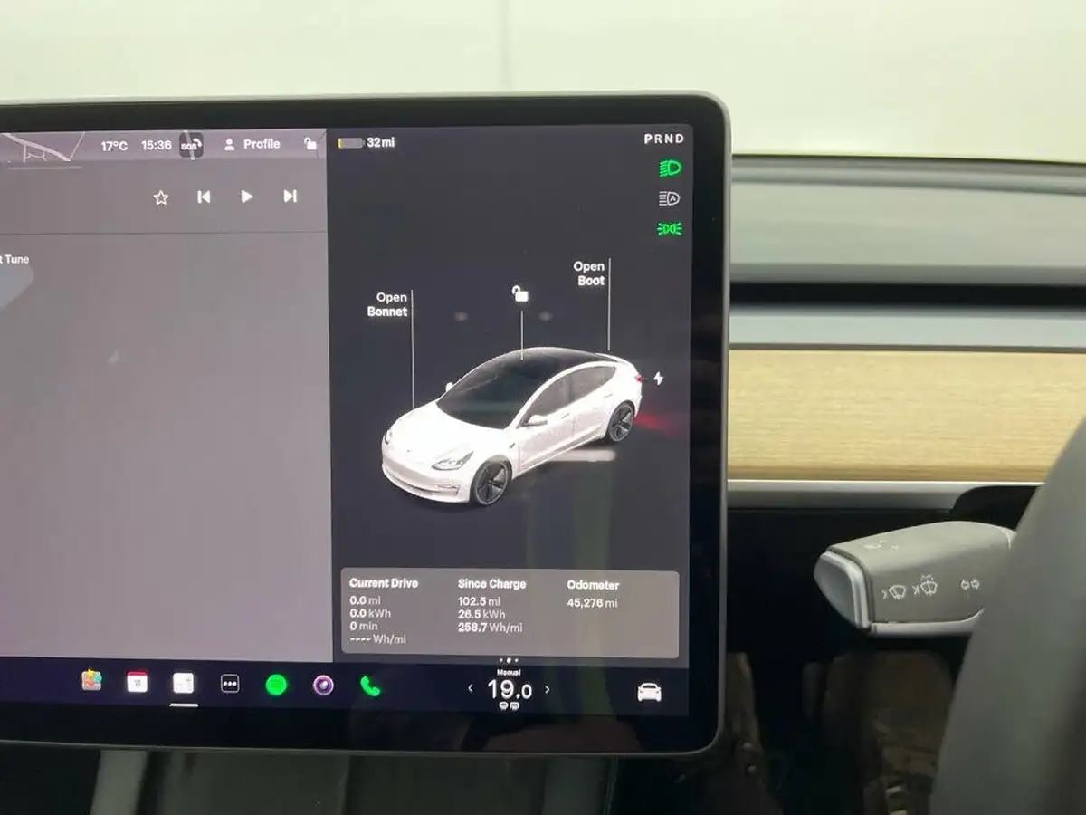 2021-tesla-model-3-e-long-range-4x4-big-15