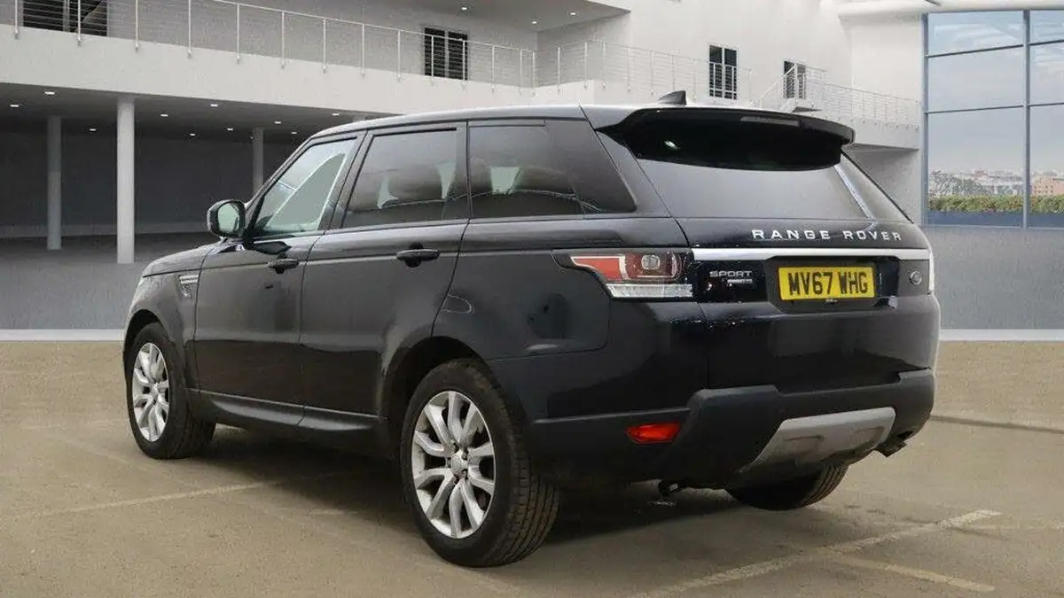 2017-land-rover-range-rover-sport-20sd4-hse-241ps-big-4