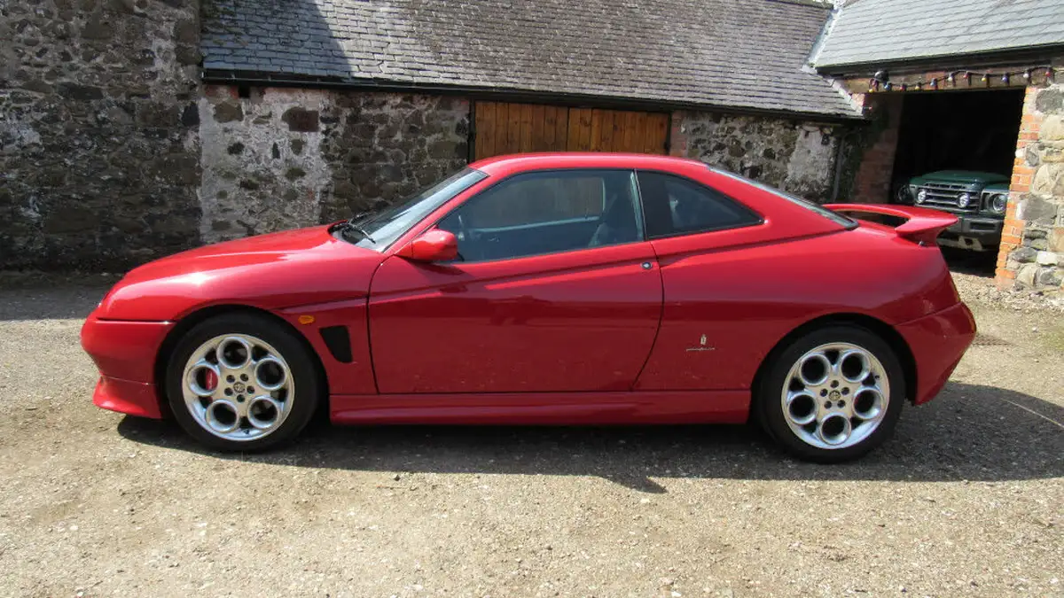 2002-alfa-romeo-gtv-30-v6-24v-lusso-big-1