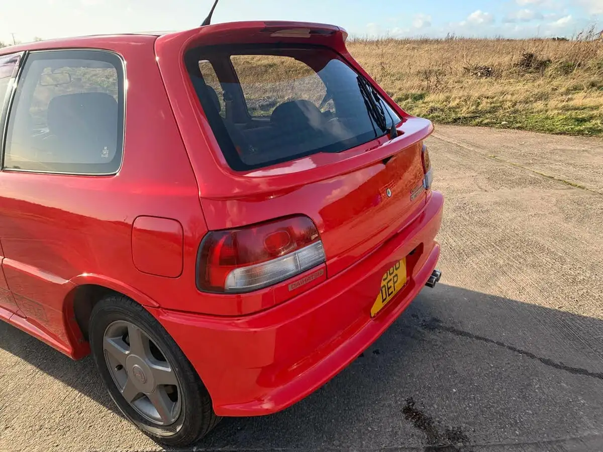 1997-daihatsu-charade-big-76