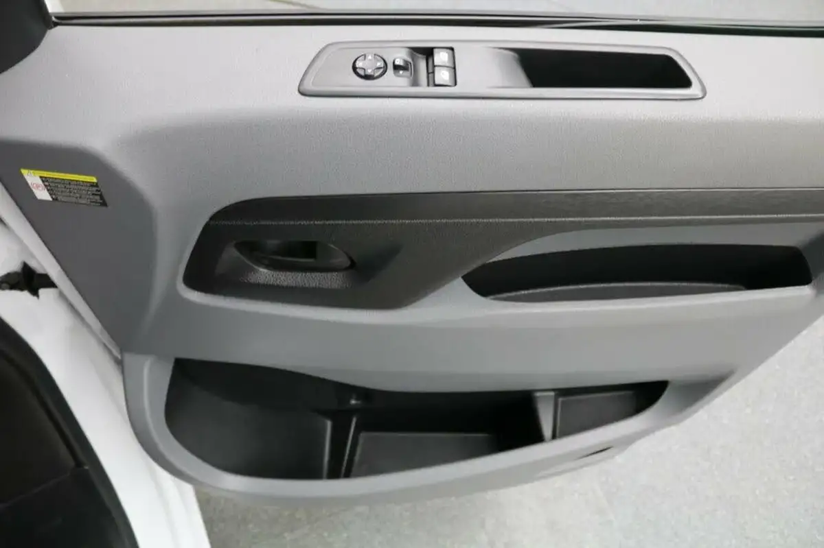 2021-peugeot-expert-e-professional-standard-75kwh-panel-big-61