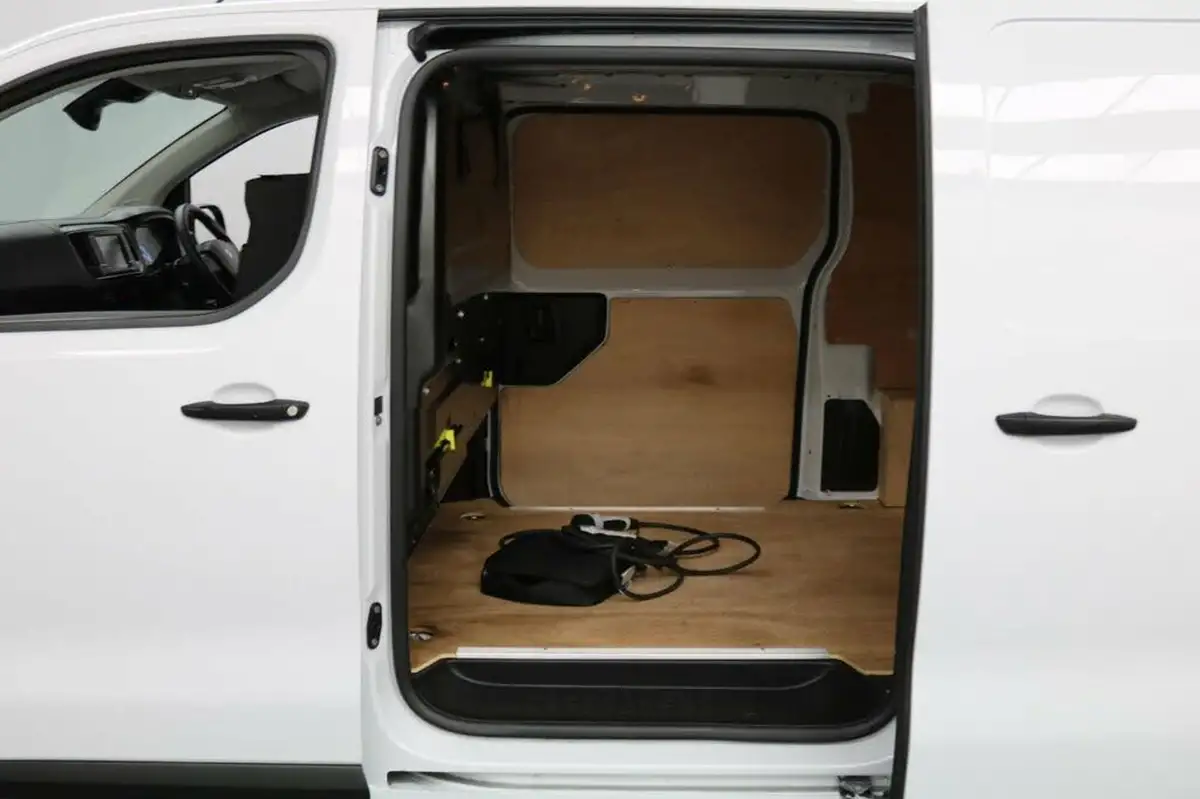 2021-peugeot-expert-e-professional-standard-75kwh-panel-big-10
