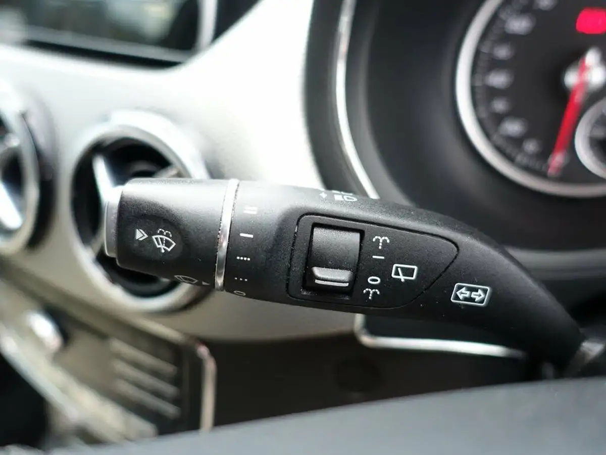 2015-mercedes-benz-b-class-21cdi-b200-sport-executive-big-17