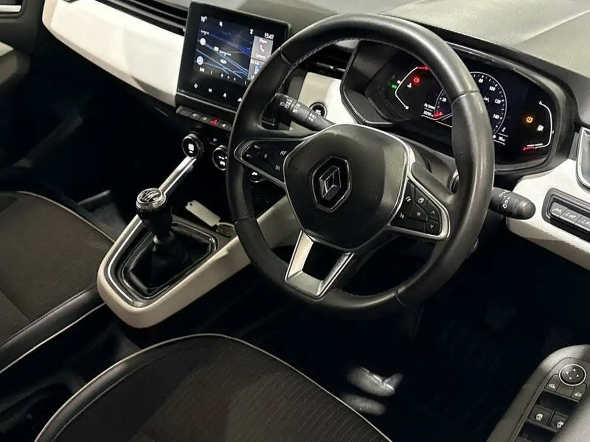 2022-renault-clio-10-tce-se-edition-big-2