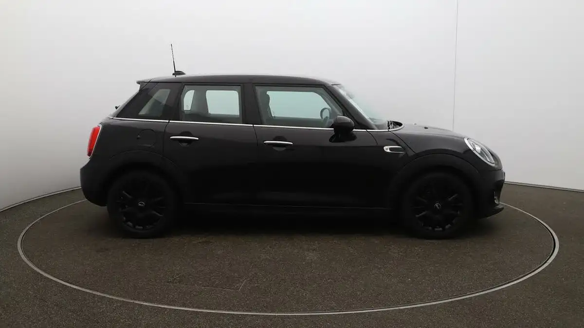 2018-mini-cooper-15-cooper-classic-ss-hatchback-5d-big-38