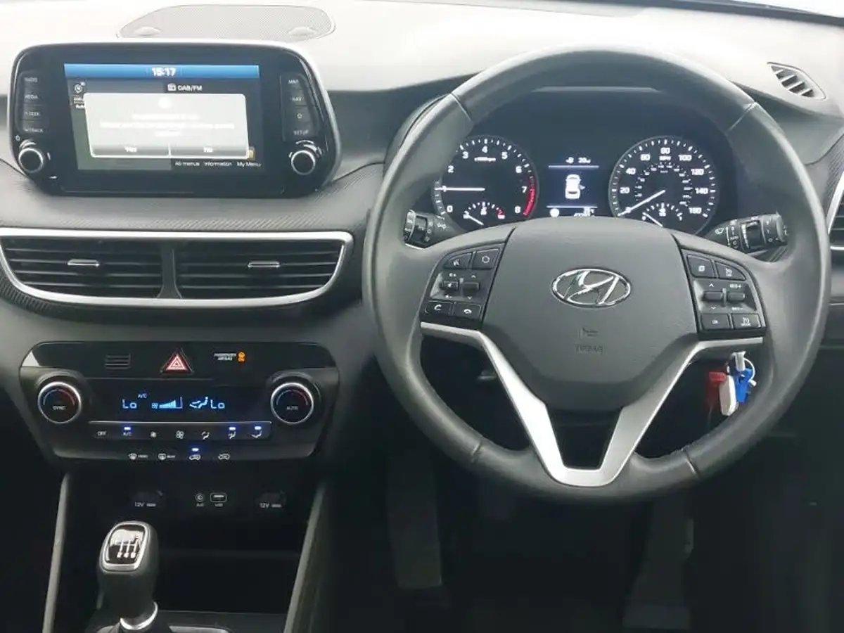 2018-hyundai-tucson-16-gdi-se-nav-big-9