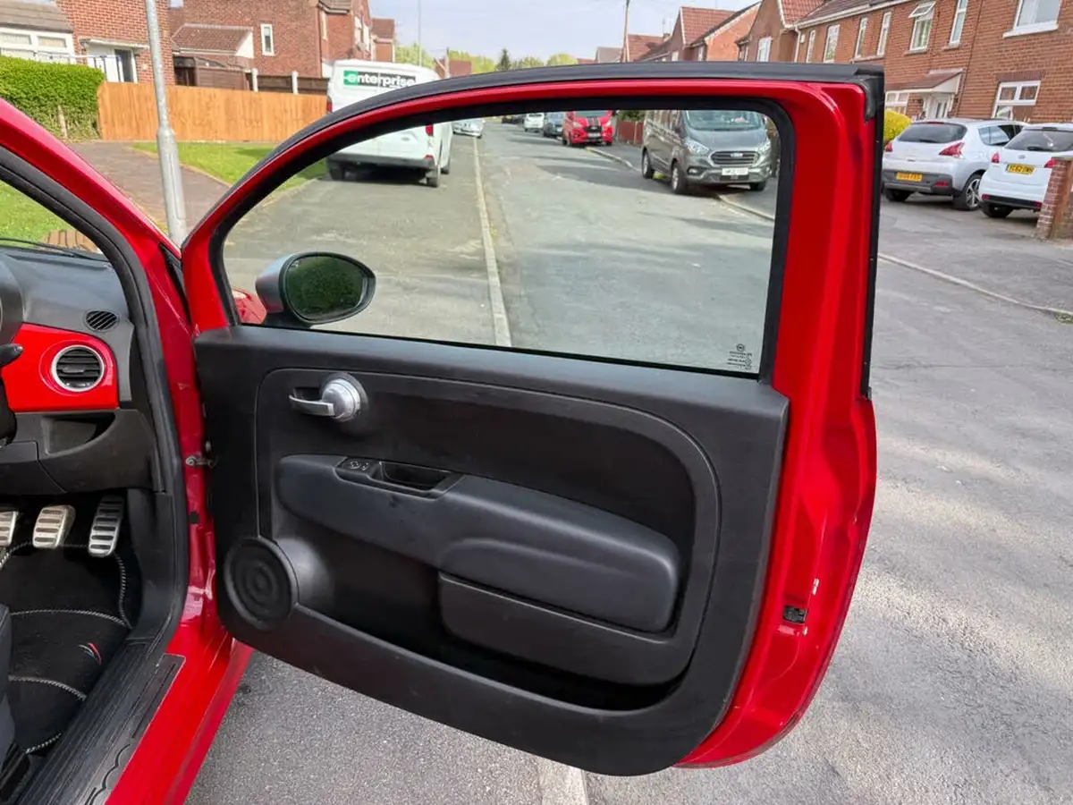 2012-fiat-500-09-street-big-22