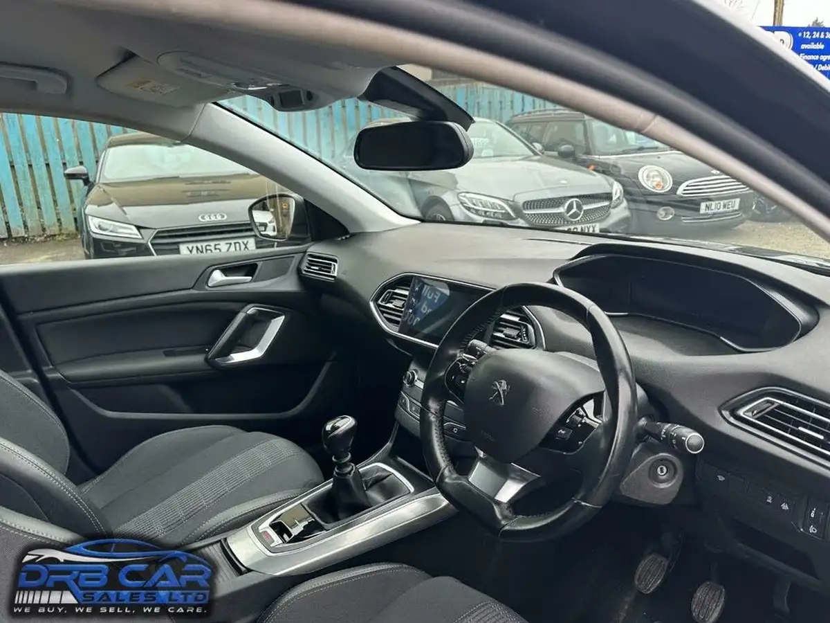 2021-peugeot-308-15-bluehdi-allure-big-9