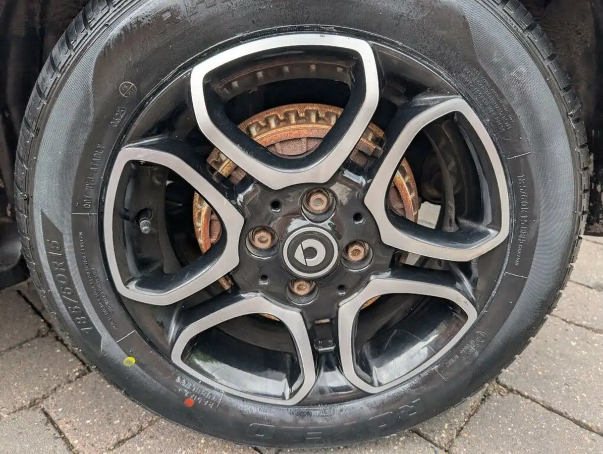 2017-smart-forfour-09-prime-90bhp-premium-plusss-big-63