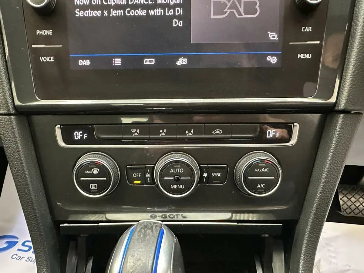 2019-volkswagen-golf-e-e-golf-big-9