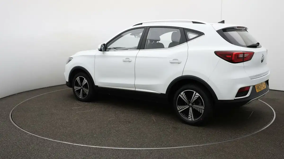 2021-mg-zs-suv-e-exclusive-ev-big-26