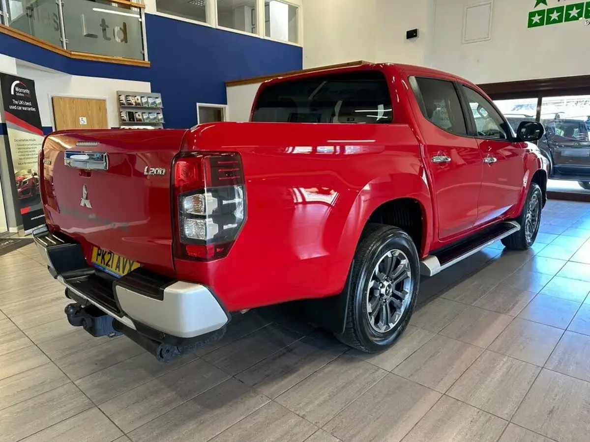 2021-mitsubishi-l200-22di-d-barbarian-x-big-6