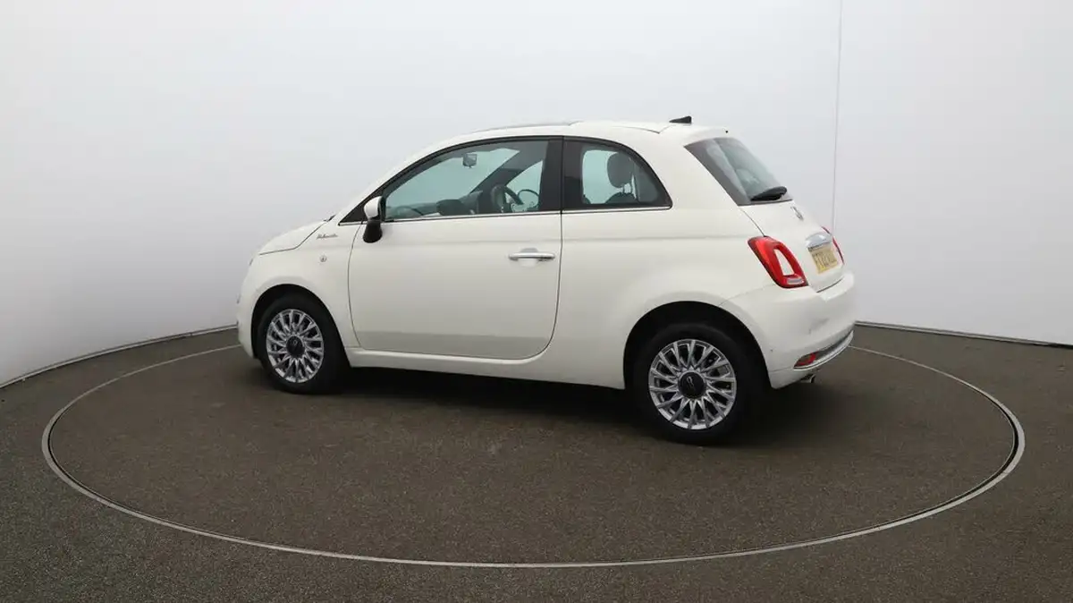 2022-fiat-500-10-dolcevita-big-38