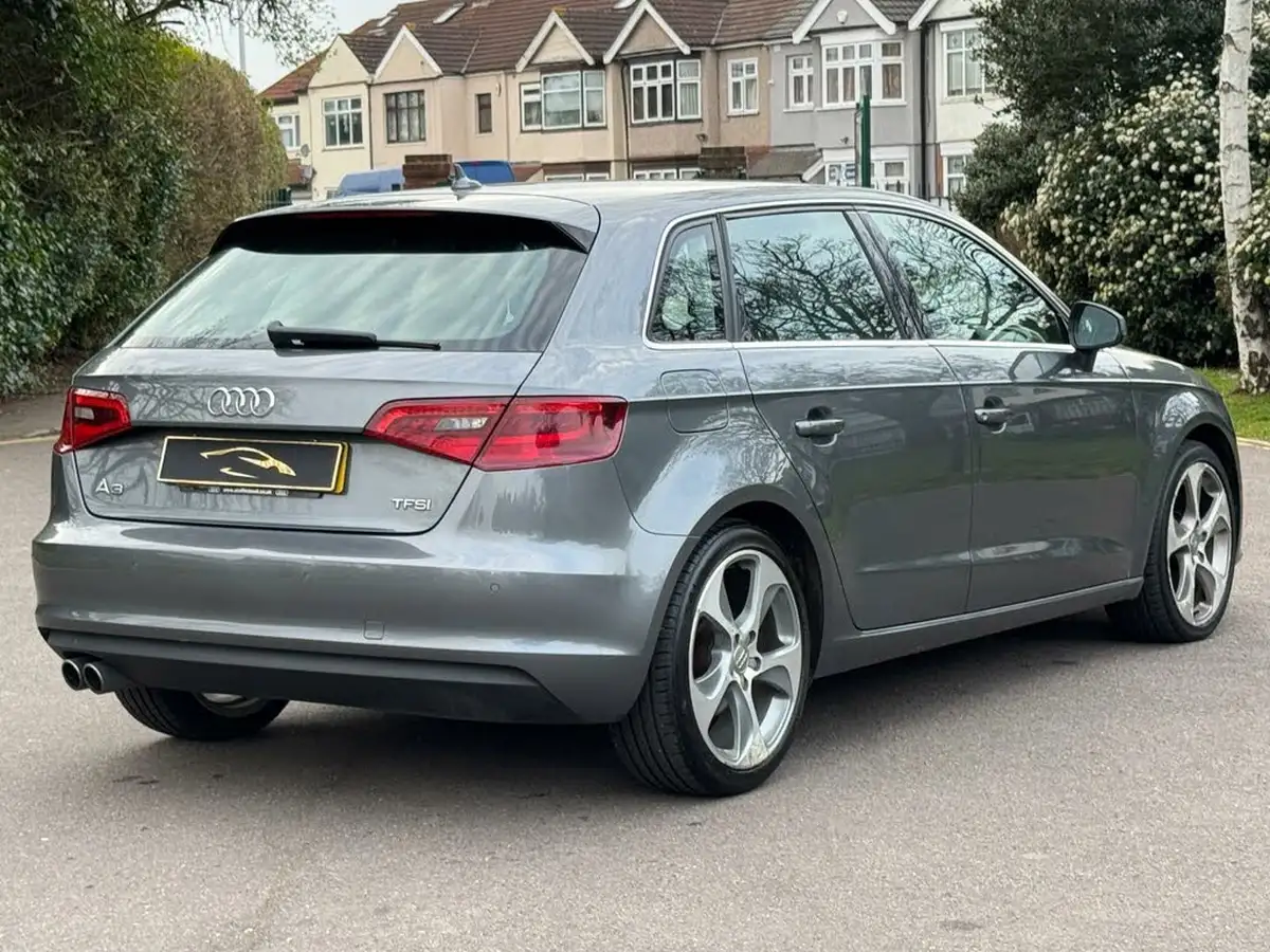 2013-audi-a3-18-tfsi-sportback-5d-1798cc-s-tronic-13my-big-12