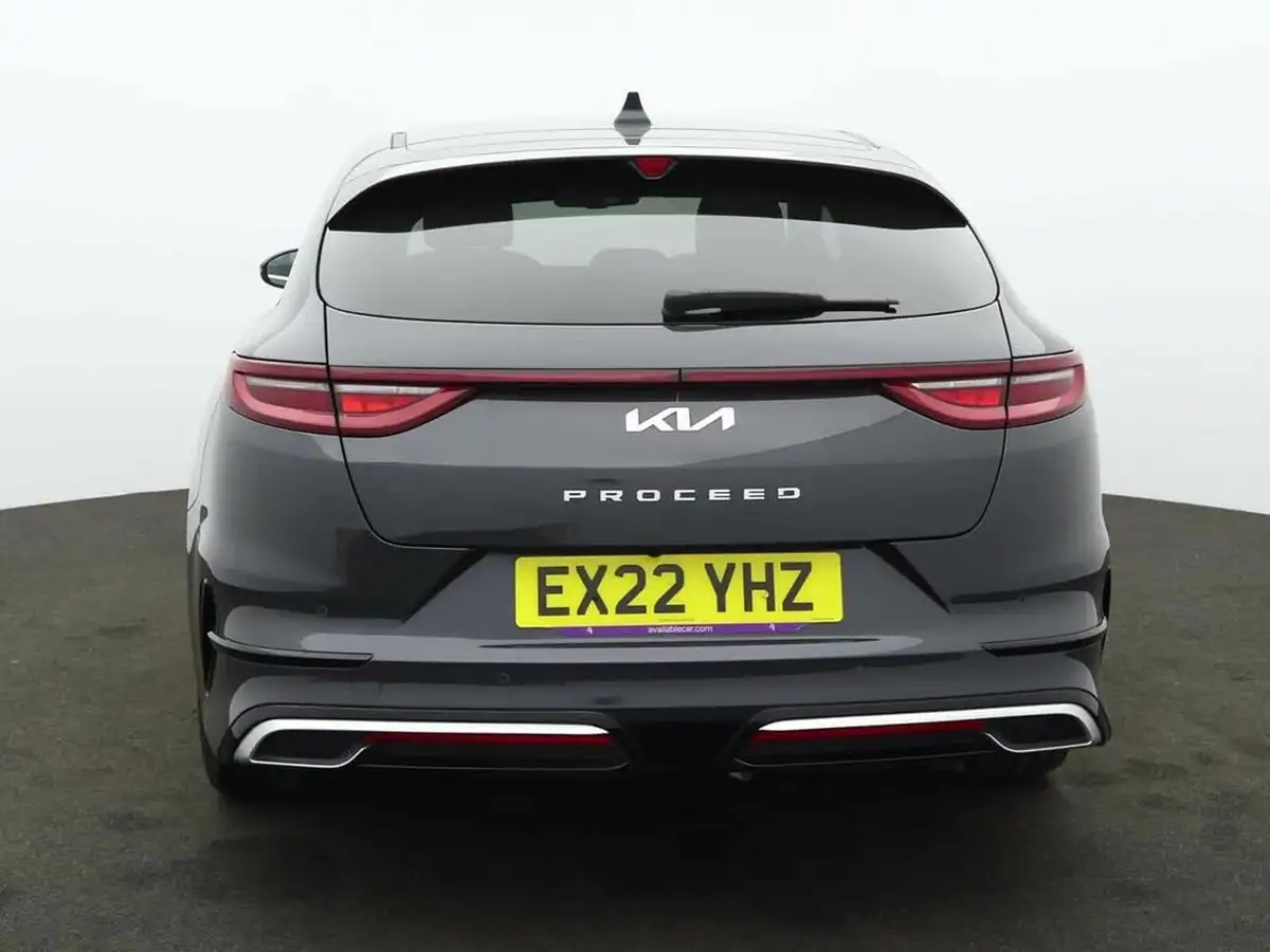 2022-kia-pro-ceed-15-t-gdi-gt-line-big-2