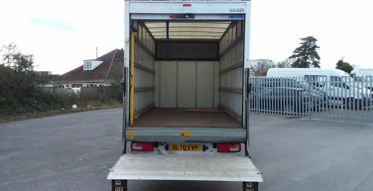 2020-volkswagen-crafter-20tdi-cr35-lwb-startline-140pseu6dt-e-rwd-chassis-cab-big-11