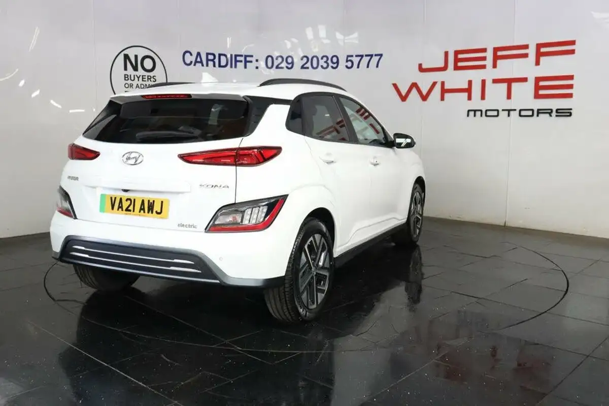2021-hyundai-kona-e-premium-204ps-64kwh-7kw-obc-big-4