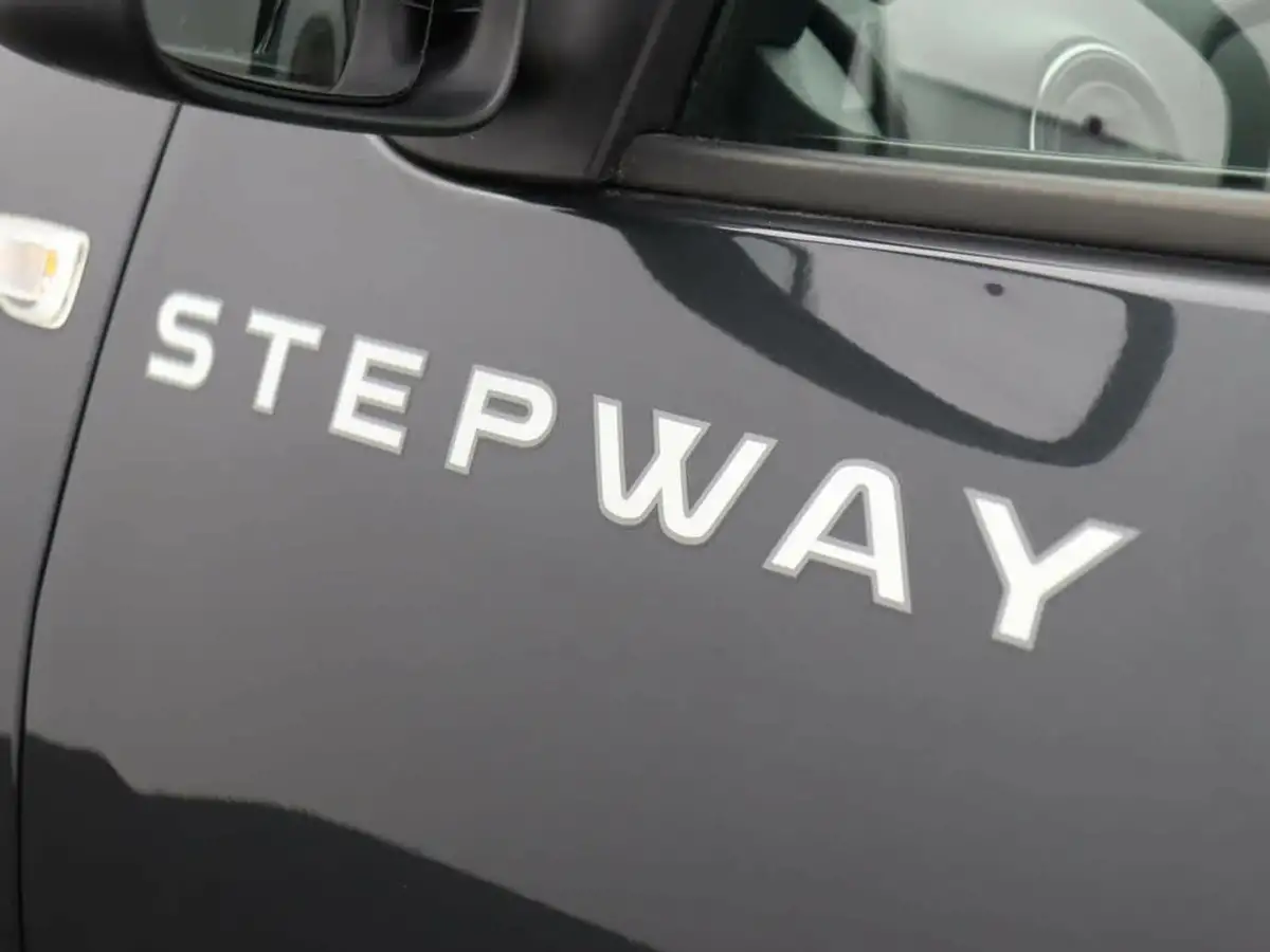 2019-dacia-sandero-stepway-09-tce-essential-big-41