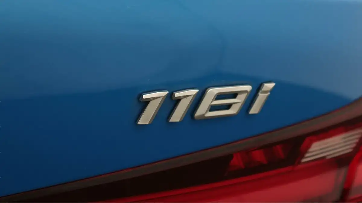 2022-bmw-1-series-15-118i-m-sport-lcp-dct-big-21
