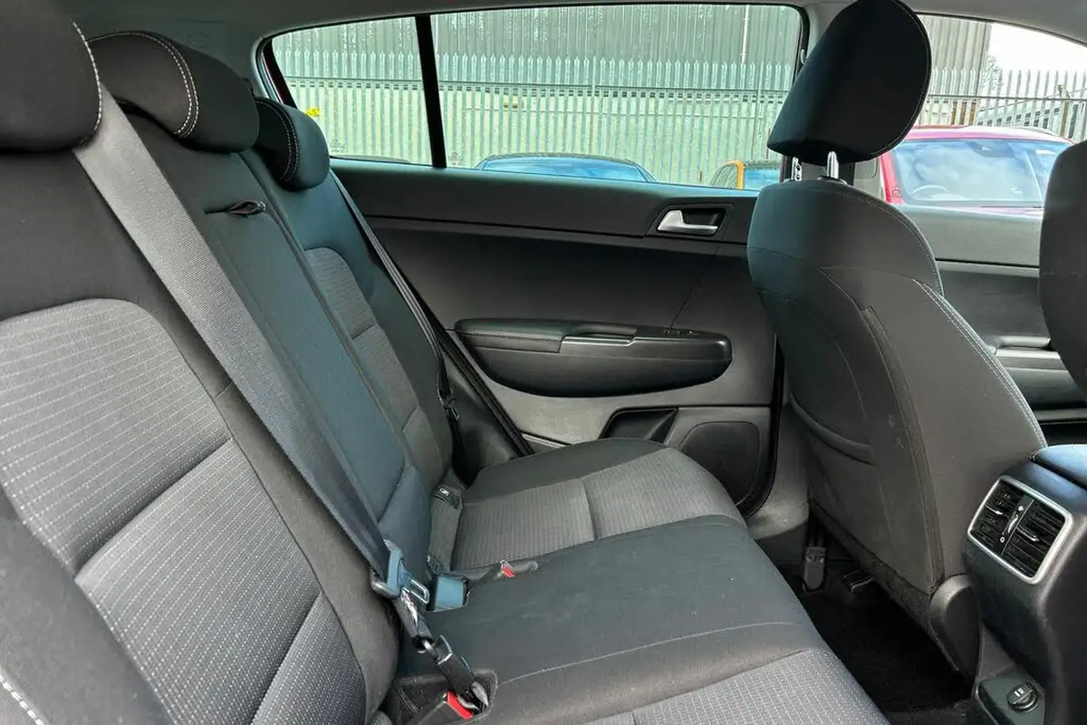 2018-kia-sportage-16-gdi-2-big-16