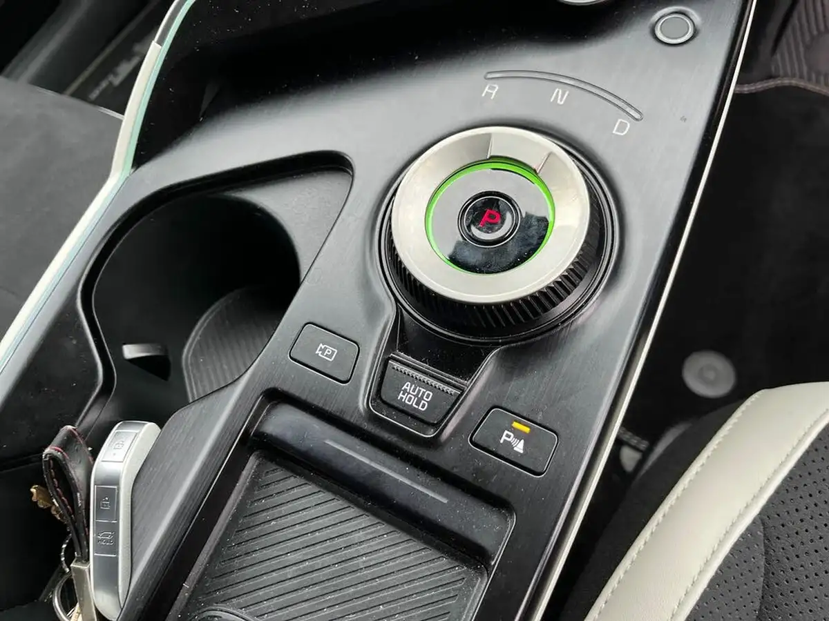 2025-kia-ev6-e-gt-line-s-320bhp-awd-840kwh-heat-pump-big-27