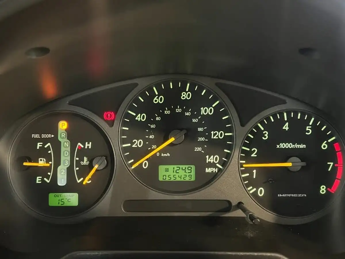 2002-subaru-impreza-20-gx-saloon-4d-auto-big-38