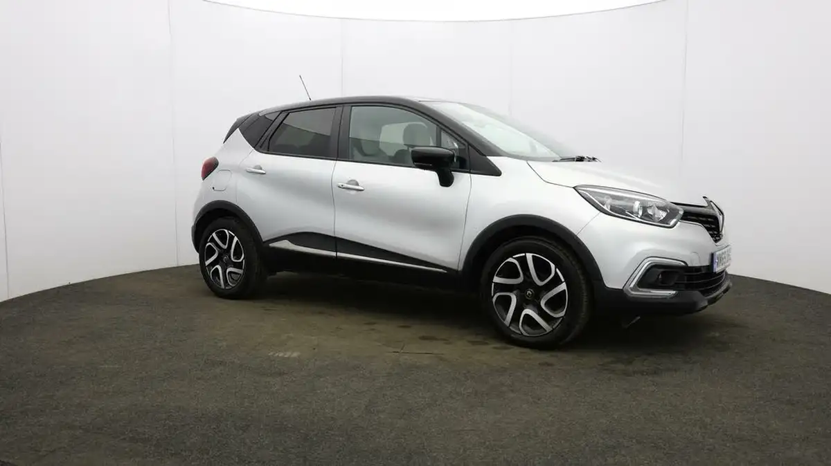 2020-renault-captur-09-tce-iconic-big-39