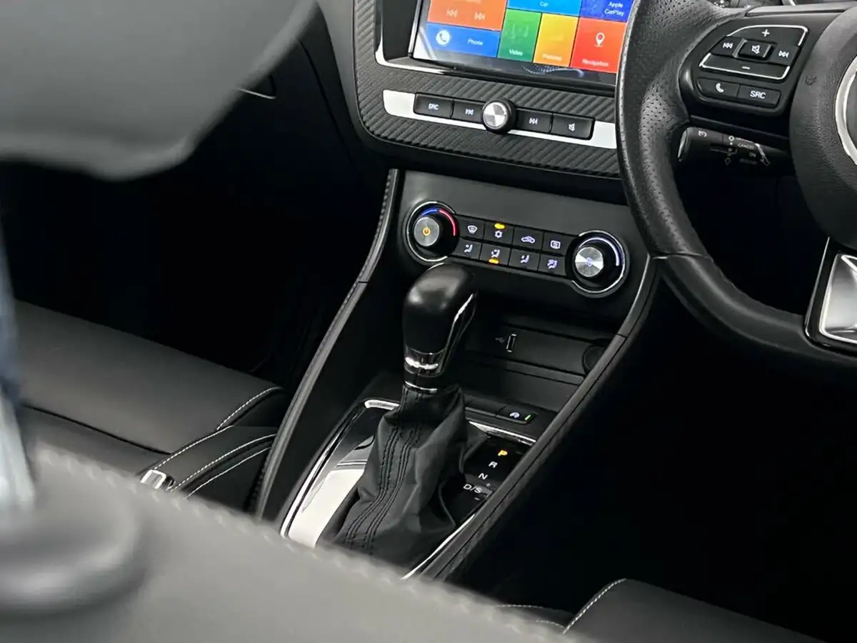 2020-mg-zs-suv-10t-gdi-exclusive-111ps-big-27