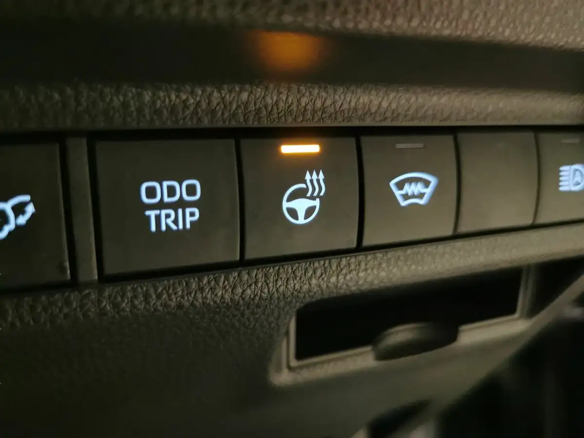 2023-suzuki-across-25-no-trim-big-17