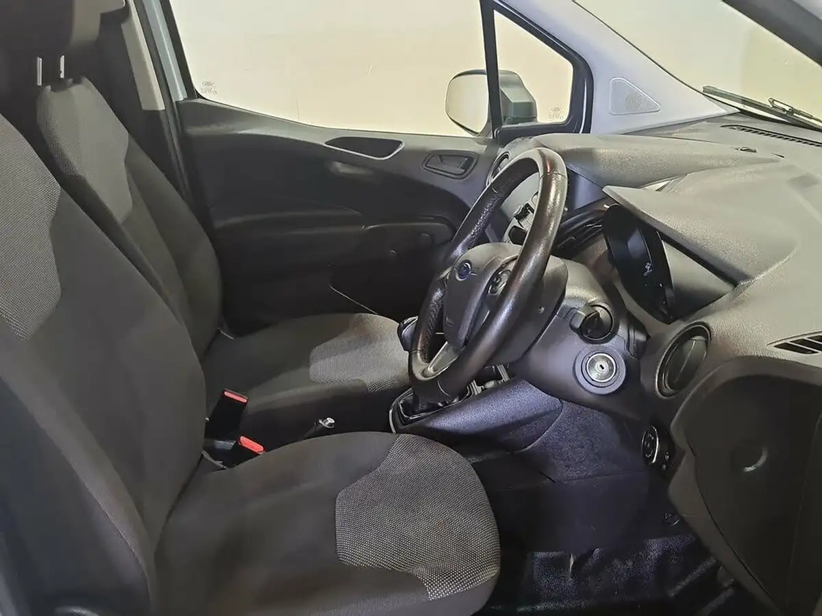 2021-ford-transit-courier-10t-leader-ecoboost-big-1