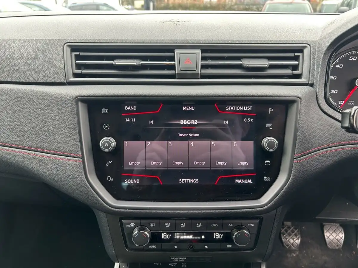 2019-seat-arona-10-tsi-fr-big-15