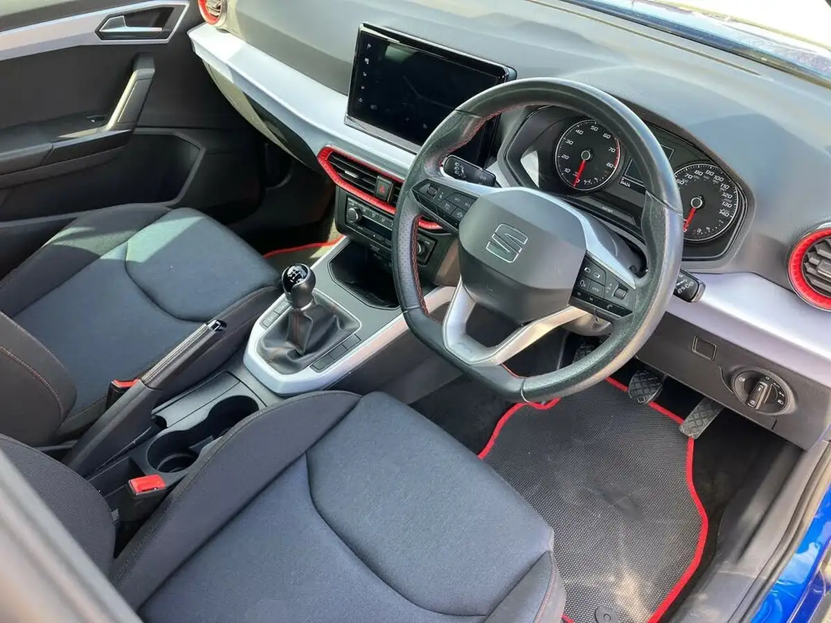 2022-seat-arona-10-tsi-fr-big-7
