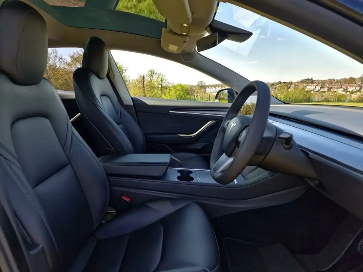 2021-tesla-model-3-e-standard-plus-big-7