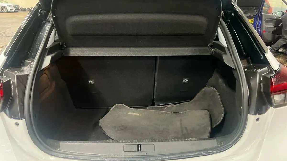 2021-vauxhall-corsa-12i-griffin-edition-big-8