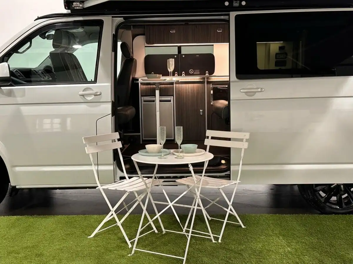 2016-volkswagen-transporter-20tdi-t32-highline-bmt-102ps-swb-panel-van-big-6
