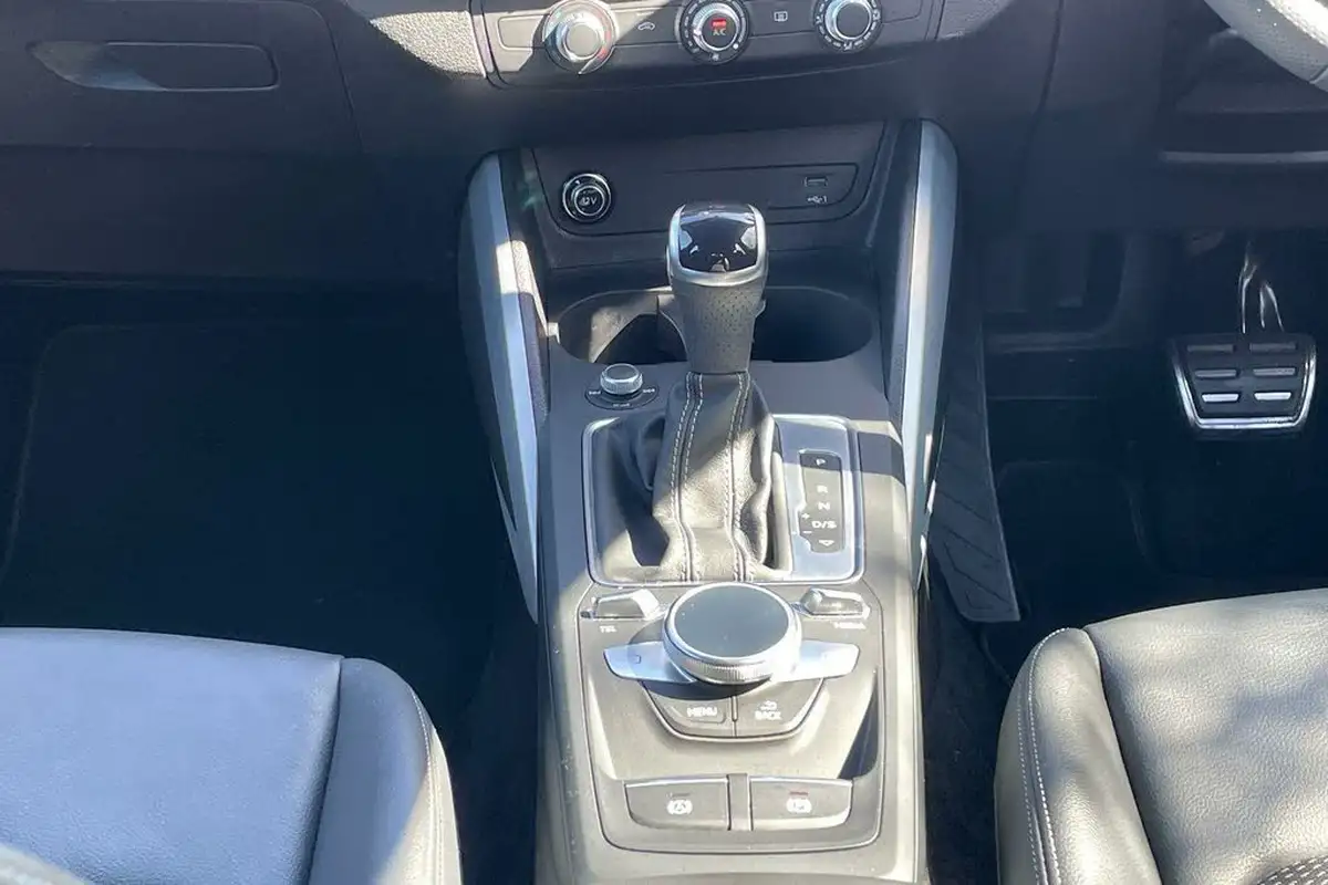 2023-audi-q2-15-35-tfsi-s-line-tronic-big-39