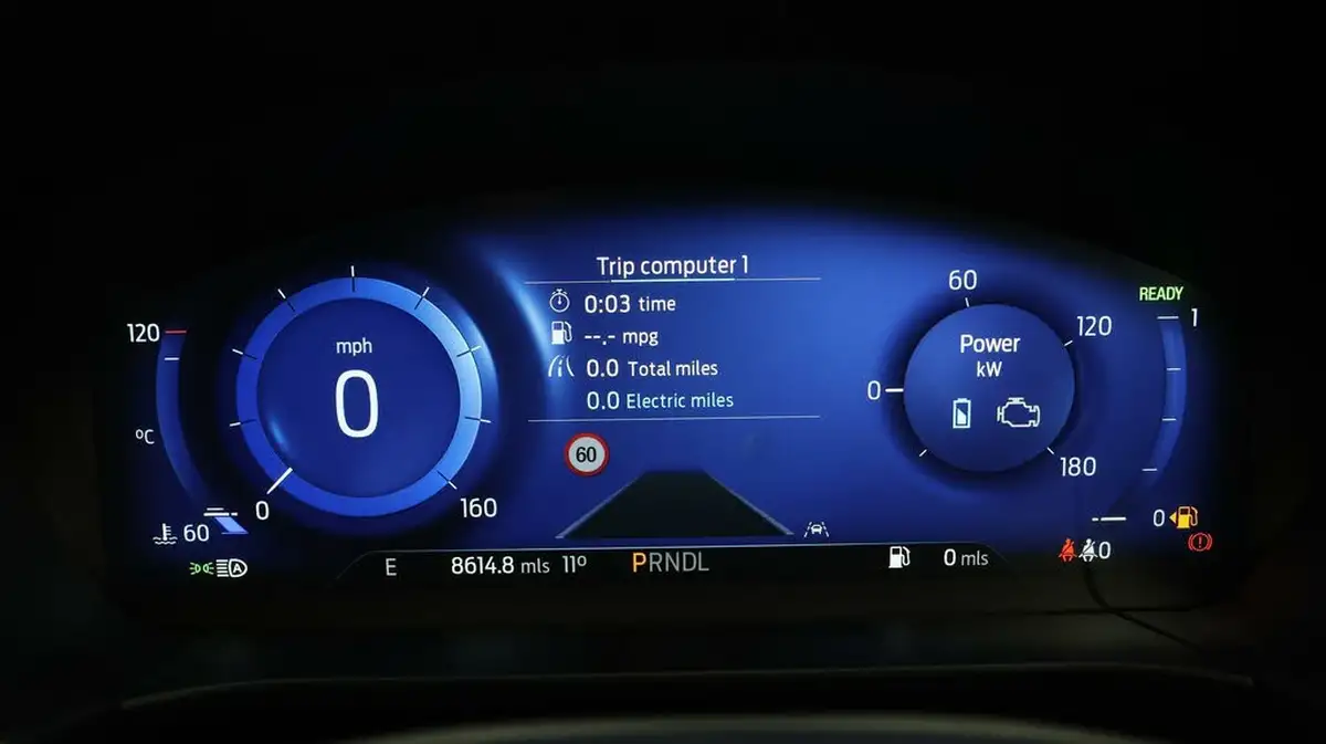 2024-ford-kuga-25t-black-package-edition-190ps-fhev-big-9