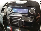 2019-renault-captur-09-tce-play-small-10