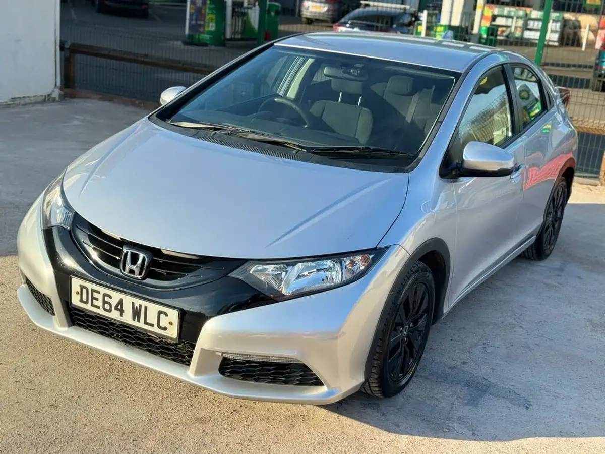 2014-honda-civic-16td-s-hatchback-big-4
