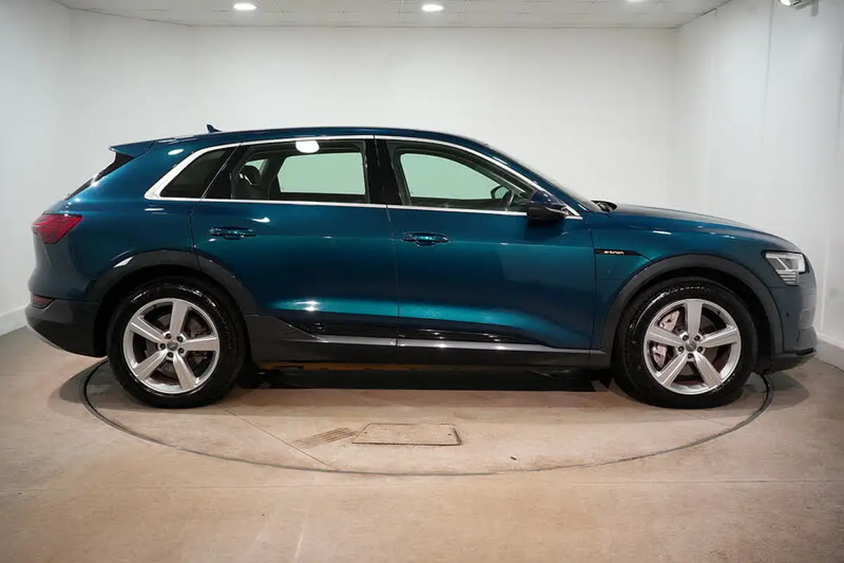 2020-audi-e-tron-50e-technik-big-2