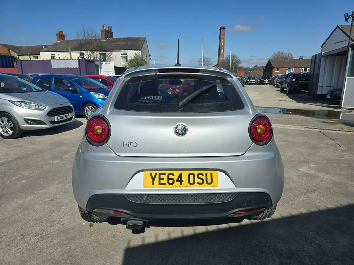 2015-alfa-romeo-mito-09-qv-line-big-5