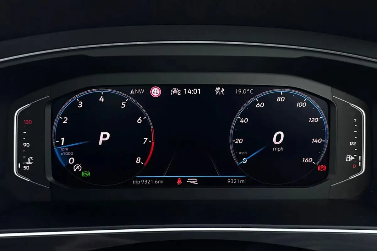 2023-volkswagen-tiguan-15-tsi-r-line-edition-big-36