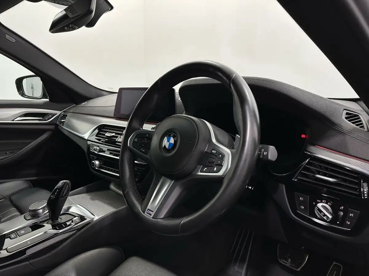 2020-bmw-5-series-30td-530d-m-sport-261bhp-touring-5d-big-8