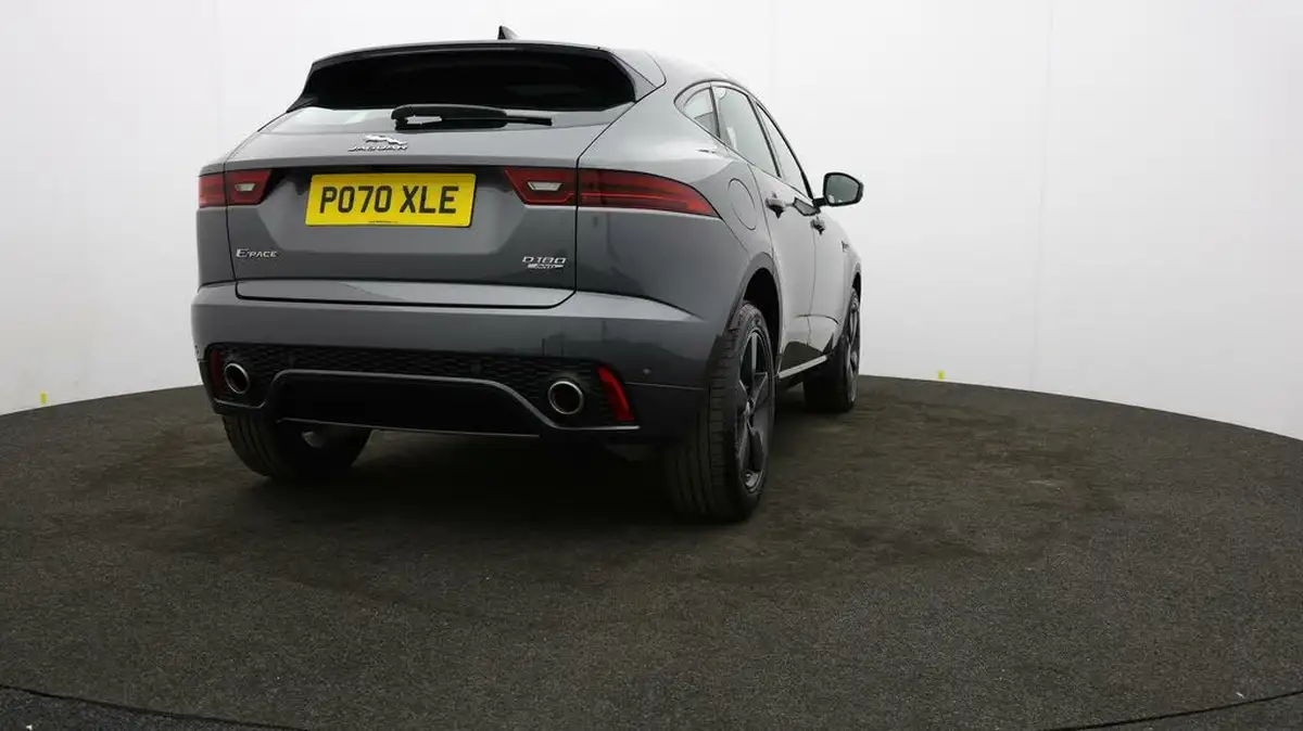 2020-jaguar-e-pace-20-i4d-chequered-flag-180ps-big-74
